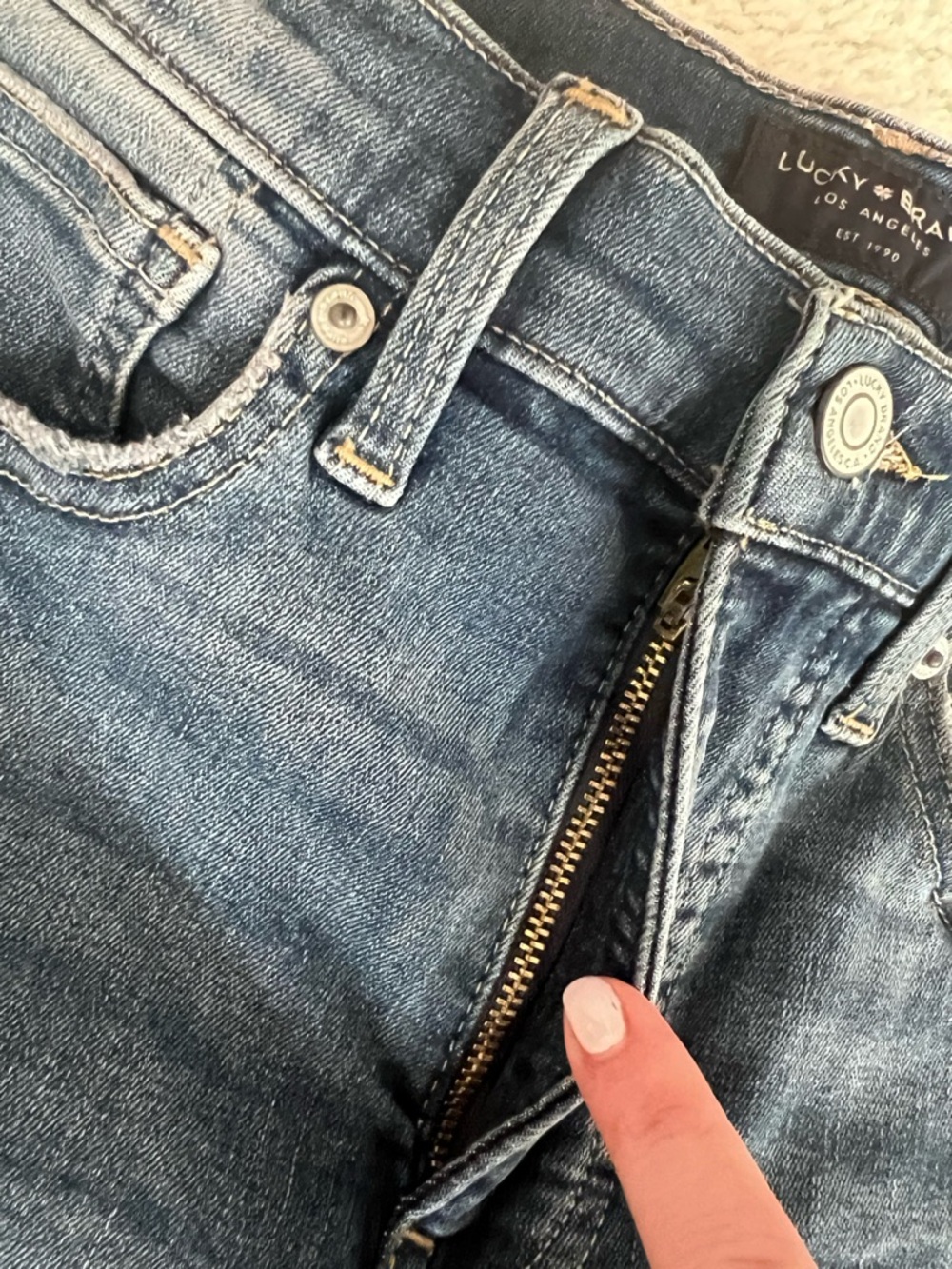 For SHADESNARTS ONLY
Lucky Brand Dark Wash High Rise Skinny Bridgette Jeans 28 - Picture 6 of 9